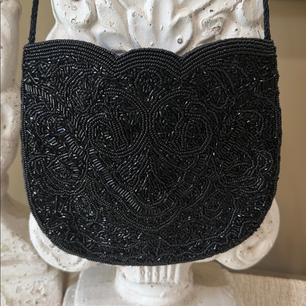 Carla Marchi Chic VINTAGE Black Beaded Magnetic Snap shoulder purse/ clutch
